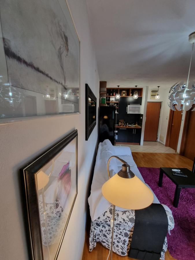 One Bedroom Centre Apartment Podgorica Esterno foto